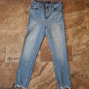 Abercrombie & Fitch Embroidered Daisy Skinny Jeans